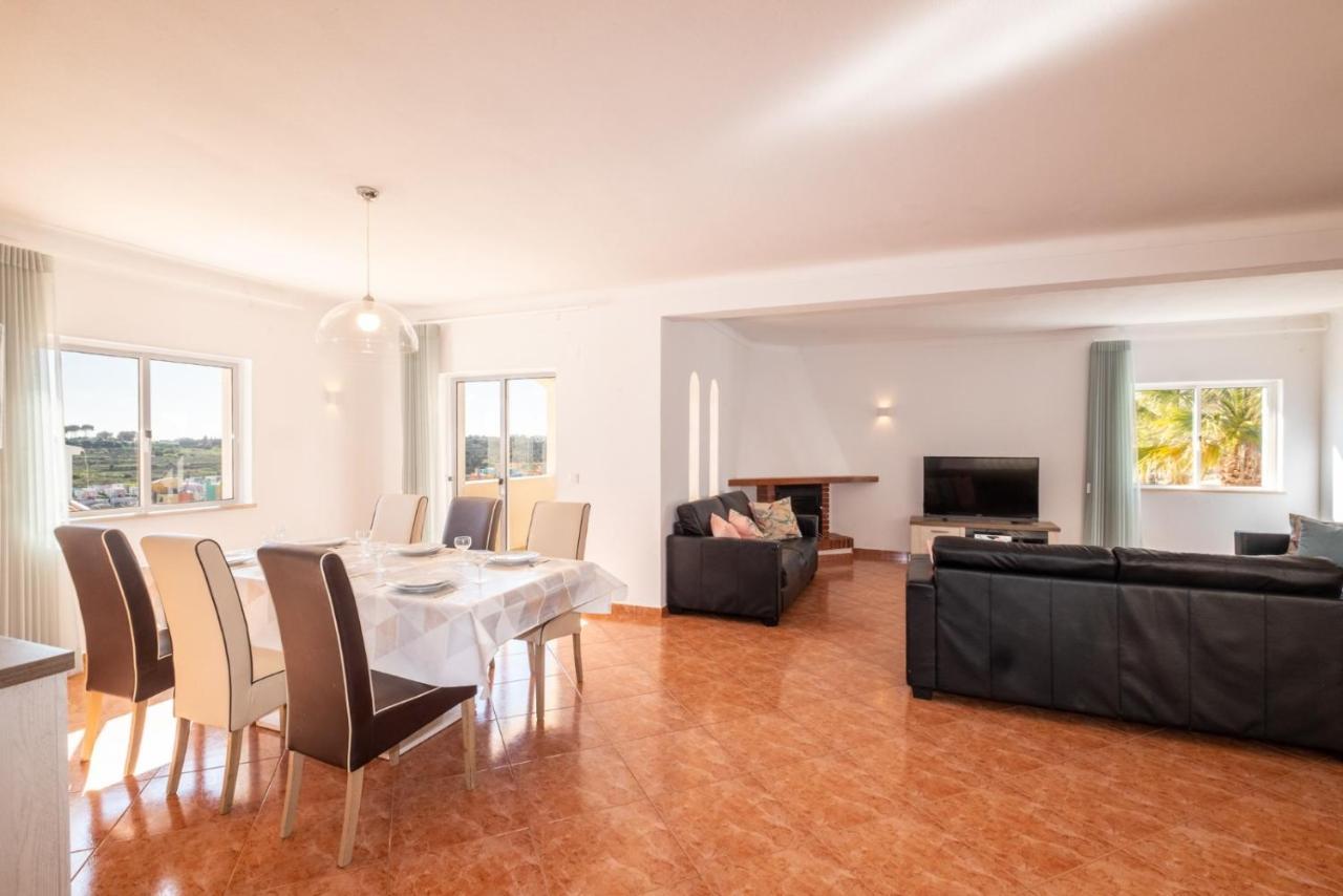 אלבופיירה Villa Kevin By Atlantic Places מראה חיצוני תמונה